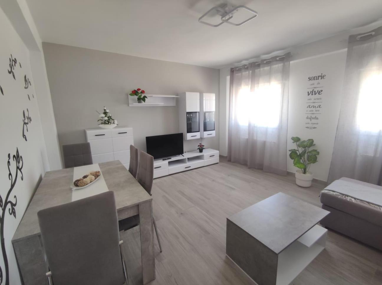 Apartamento Con Jacuzzi El Rincon De Las Delicias Saragossa Zewnętrze zdjęcie